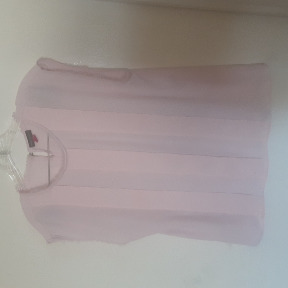 Vince Camuto Pink Raw Hems Polyester Blouse Sz S - Picture 1 of 9